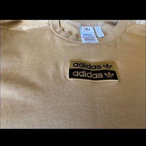 Adidas side button snap shirt